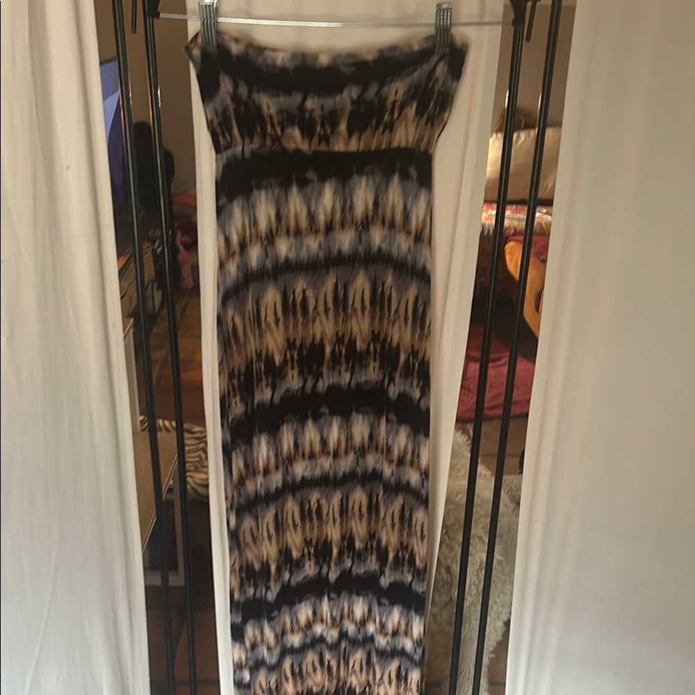 Tie-Dye Maxi Skirt in Black and Tan Pattern
